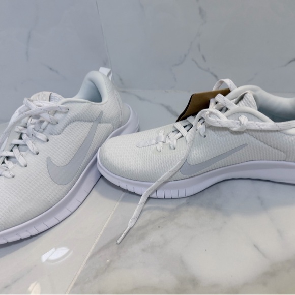 Nike White Athletic Shoes - Picture 2 of 6